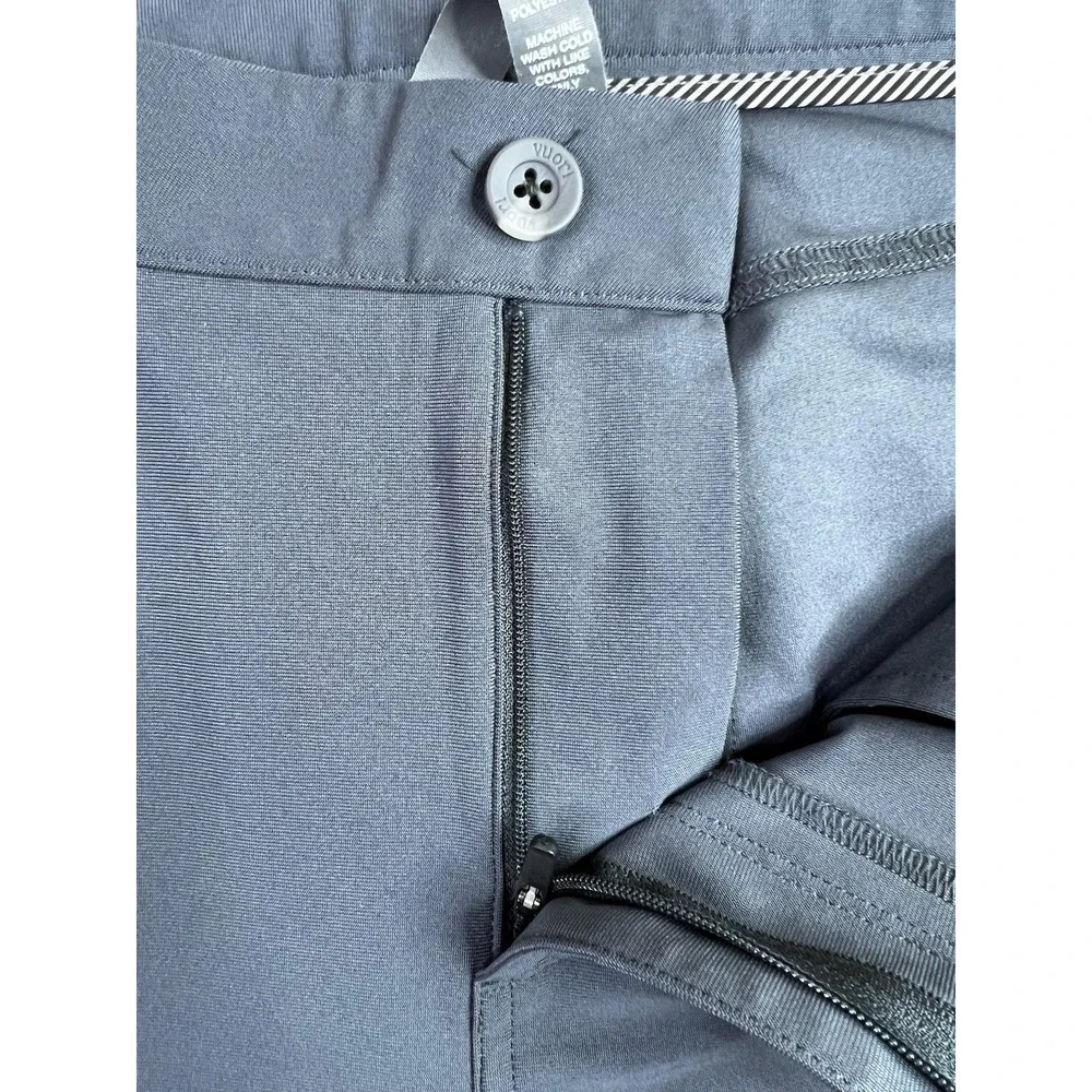 Vuori Meta Pants Mens 32x30 Gray Performance Stretch Travel Chino V430-S